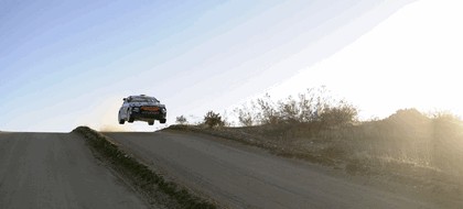 2011 Hyundai Veloster rally car 4