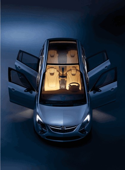 2011 Opel Zafira Tourer concept 6