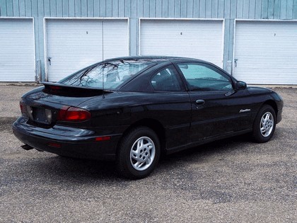 1995 Pontiac Sunfire coupé 6