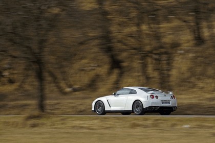 2011 Nissan GT-R ( R35 ) 28