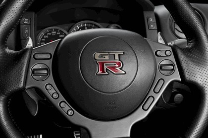 2011 Nissan GT-R ( R35 ) 51