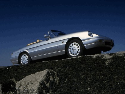 1990 Alfa Romeo Spider 9