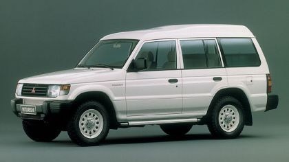 1991 Mitsubishi Pajero Wagon High Roof 3