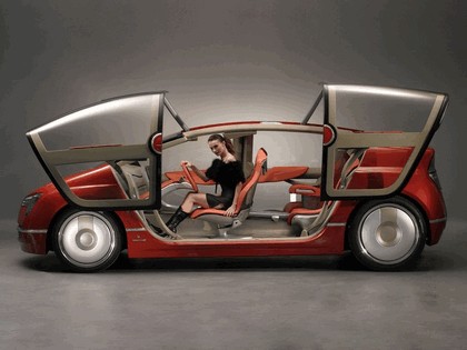 2005 Cadillac Villa concept by Bertone 2