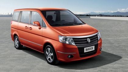 2009 Dongfeng Succe ( ZN6440 ) 6