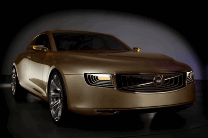 2011 Volvo Concept Universe 11