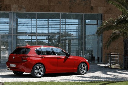 2011 BMW 118i sport line 6