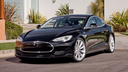 2011 Tesla Model-S Alpha 5