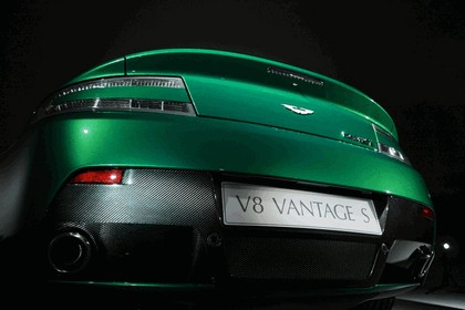 2011 Aston Martin V8 Vantage S roadster 8