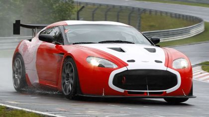 2011 Aston Martin V12 Zagato race car 7