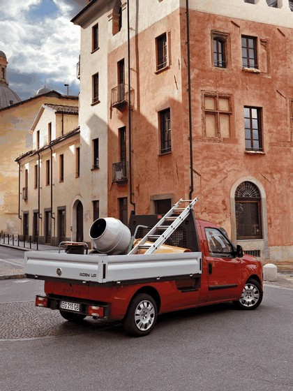 2011 Fiat Doblò Work Up 10