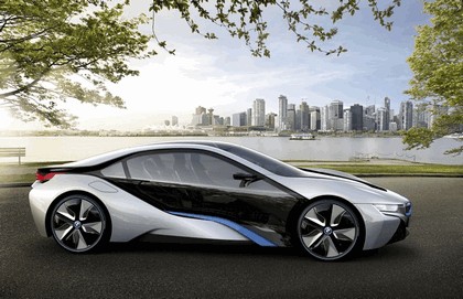 2011 BMW i8 concept 24