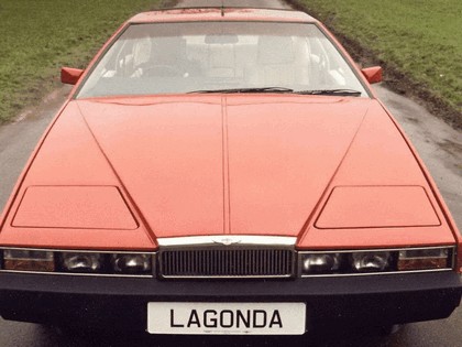 1976 Aston Martin Lagonda 5