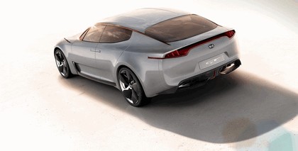 2011 Kia GT concept 3