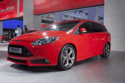 2011 Ford Focus ST wagon 8