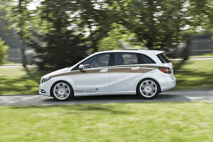 2011 Mercedes-Benz Concept B-Class E-cell Plus concept 12