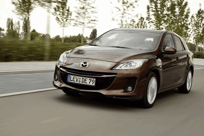 2011 Mazda 3 hatchback 16