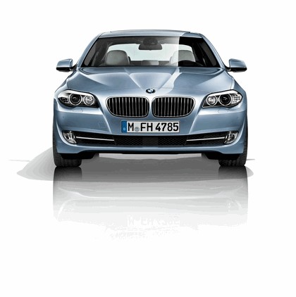 2011 BMW ActiveHybrid 5 concept 4