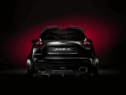2011 Nissan Juke-R concept 6
