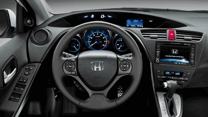 2011 Honda Civic hatchback 11