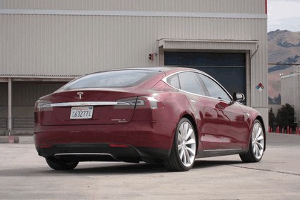 2011 Tesla Model S beta 5