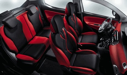 2011 Lancia Ypsilon Black&Red 5