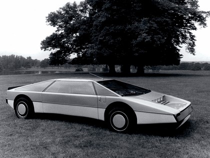 1980 Aston Martin Bulldog Concept 5