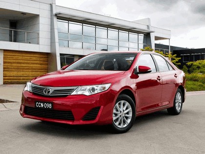 2011 Toyota Camry Altise 2