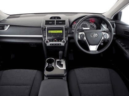 2011 Toyota Camry Altise 4