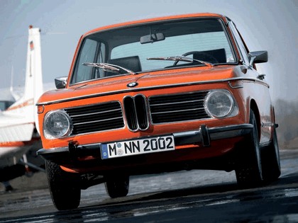 2006 BMW 2002 tii ( 40th birthday reconstructed ) 8