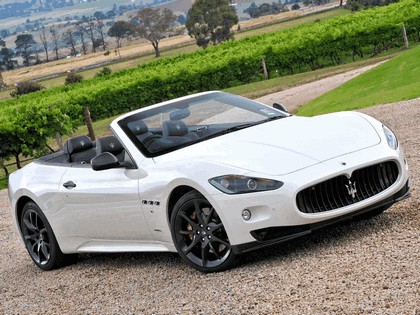 2011 Maserati GranCabrio Sport - Australian version 3