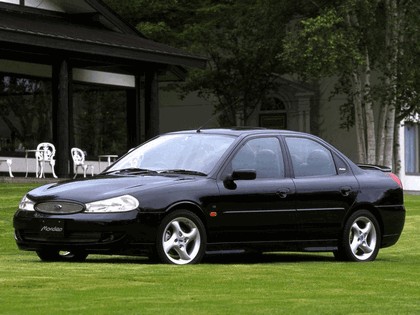 1996 Ford Mondeo sedan - Japanese version 5