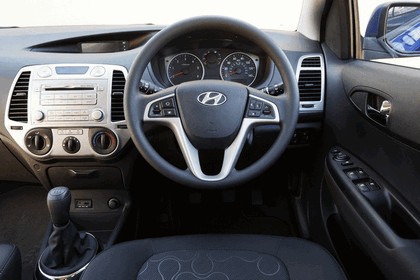 2012 Hyundai i20 BlueDrive - UK version 24