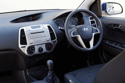2012 Hyundai i20 BlueDrive - UK version 25