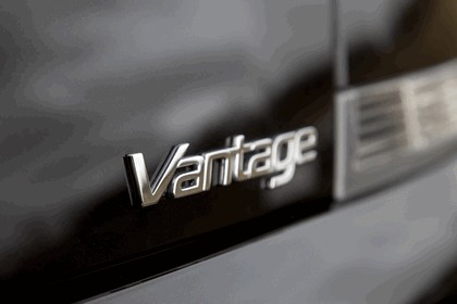 2012 Aston Martin V8 Vantage coupé 39