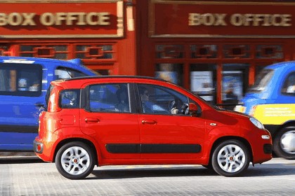 2012 Fiat Panda - UK version 17