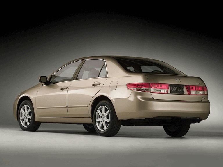 2003 Honda Accord sedan - USA version 338213