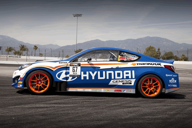 2012 Hyundai Genesis coupé - Formula Drift Series 341572