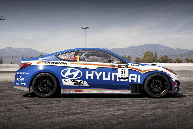 2012 Hyundai Genesis coupé - Formula Drift Series 341575