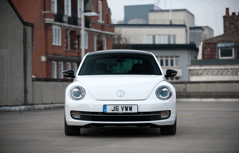 2011 Volkswagen Beetle - UK version 344391
