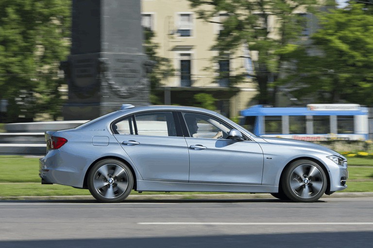 2012 BMW ActiveHybrid 3 352073