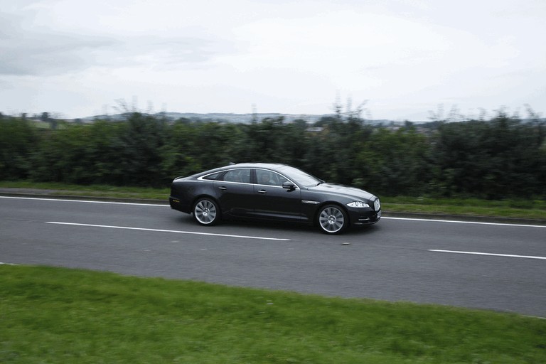 2012 Jaguar XJ - UK version 355367