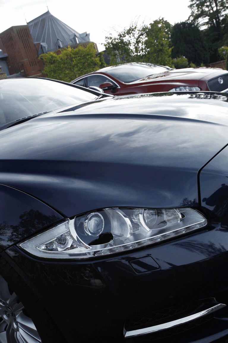 2012 Jaguar XJ - UK version 355371