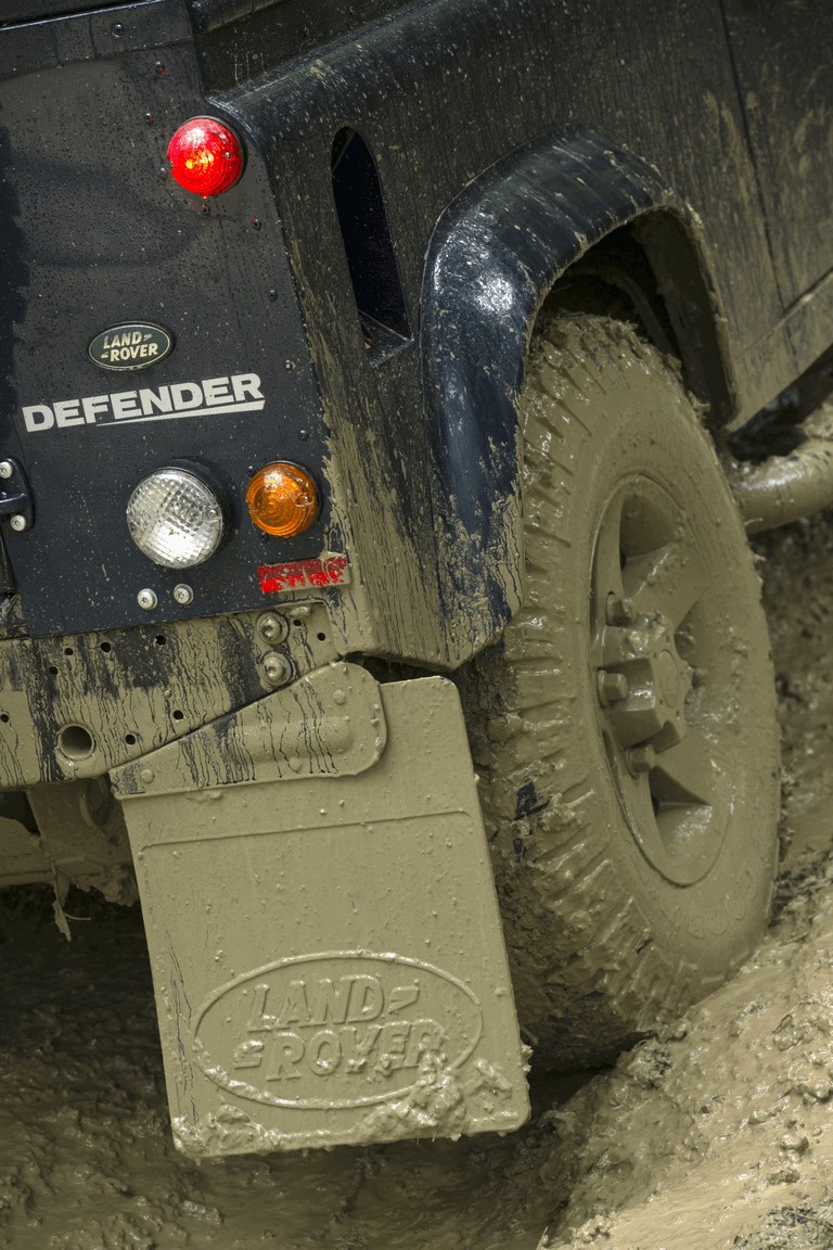 2013 Land Rover Defender 90 355944
