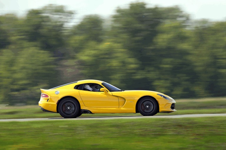 2012 SRT Viper GTS - Gingerman Raceway 358873