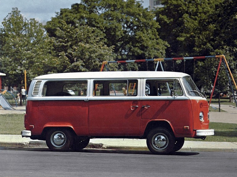 1972 Volkswagen T2 Bus 365761