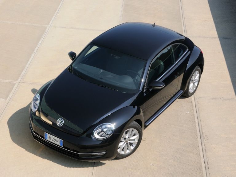 2012 Volkswagen Maggiolino 528185