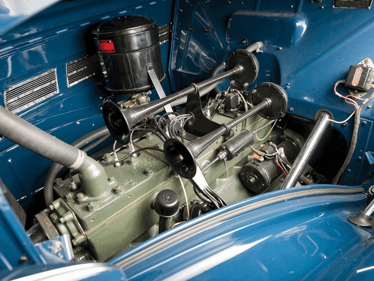 1937 Packard 120 Deluxe Touring Sedan 373214
