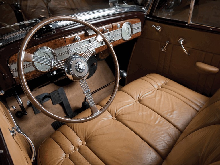 1937 Packard 120 convertible coupé 374015