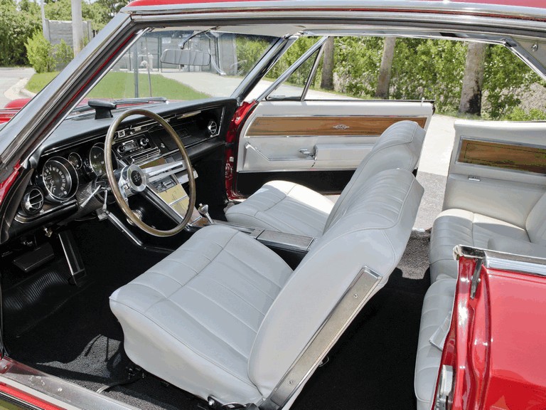 1965 Buick Riviera GS 374104